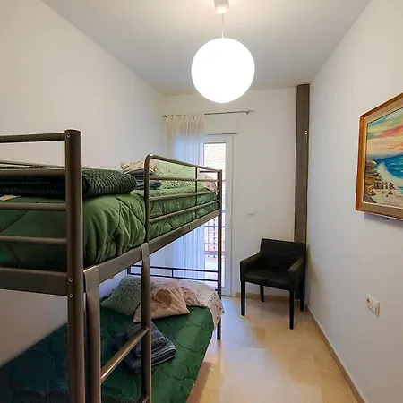 Palm Square - One Minute From The Sea! Apartamento *